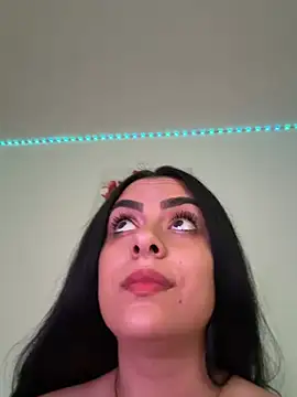 Marisa ass online show from 05-27-26, 07:33