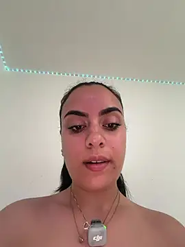 Marisa ass online show from 06-25-26, 07:57