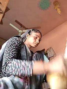 lodhi8080 online show from 02-08-26, 08:18