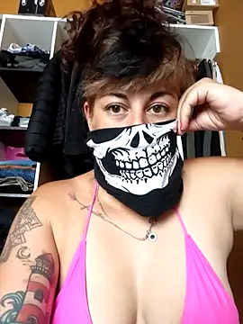 lovely-andrea online show from 01-15-26, 06:11