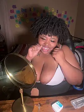 Chocolatebunnyxx96 online show from 05-22-26, 02:51