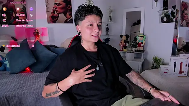 Snapshot of Zury_Ramirez chatting on 01-13-26, 07:41 Zury Ramirez online show from 01-13-26, 07:41