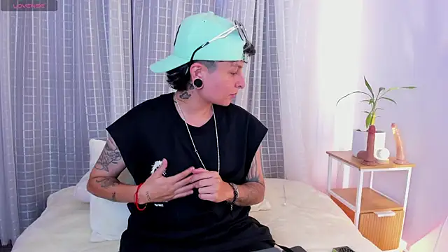 Zury Ramirez online show from 04-16-26, 10:12