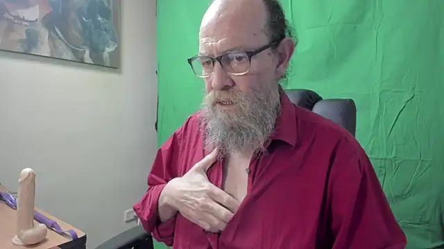 Snapshot of Uncle_Hottie chatting on 03-15-26, 04:46 Uncle Hottie online show from 03-15-26, 04:46