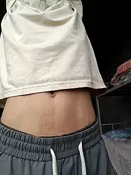 Snapshot of renxingwanju chatting on 04-13-26, 07:03 renxingwanju online show from 04-13-26, 07:03