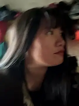 Snapshot of Suni-ii chatting on 01-12-26, 01:22 Suni-ii online show from 01-12-26, 01:22