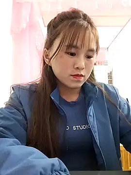 Sexy-girl123 online show from 03-06-26, 08:33