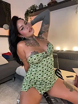 Snapshot of ReynaTatty chatting on 07-19-26, 03:05 ReynaTatty online show from 07-19-26, 03:05