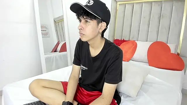 julian xx online show from 02-09-26, 07:51