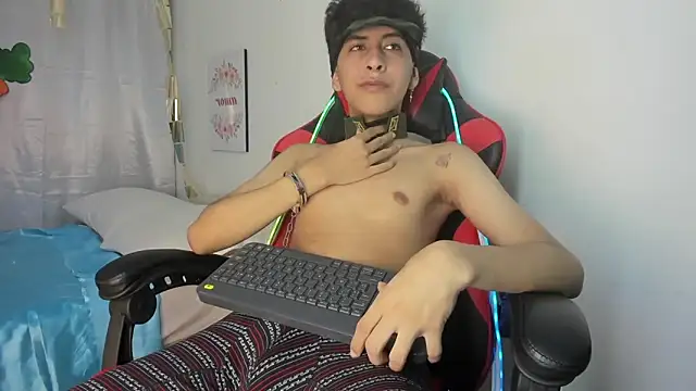 julian xx online show from 04-18-26, 07:18