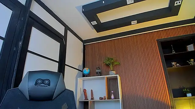 ThaliaBrookss  online show from 03-24-26, 05:01