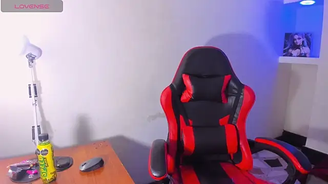 honeyluxe  online show from 04-22-26, 04:26