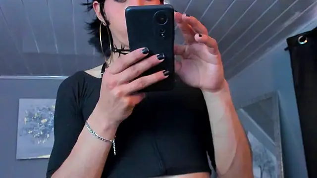 vicky fant4sy online show from 04-18-26, 02:10