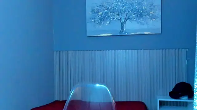 Snapshot of vicky_fant4sy chatting on 05-19-26, 01:50 vicky fant4sy online show from 05-19-26, 01:50