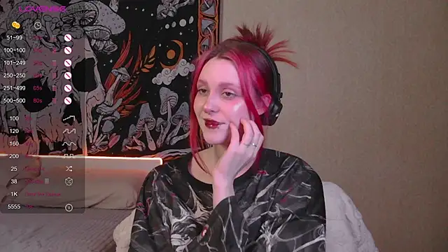 Snapshot of Mine_Doll chatting on 05-30-26, 04:48 Mine Doll online show from 05-30-26, 04:48