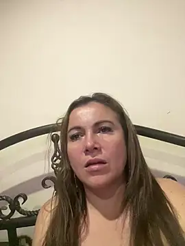 CristalBm  online show from 06-21-26, 02:47