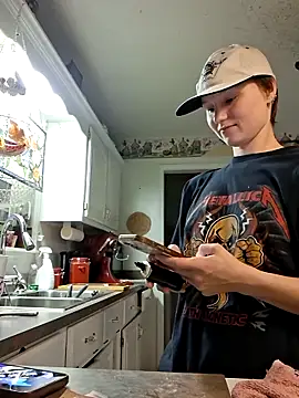 SugarNCinnamon online show from 04-10-26, 01:11