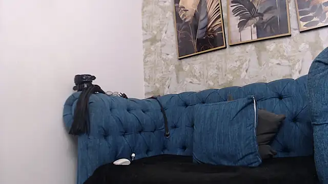 Helen Novoa online show from 04-21-26, 01:42