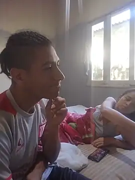 Rodrigohernan19 online show from 04-14-26, 03:29