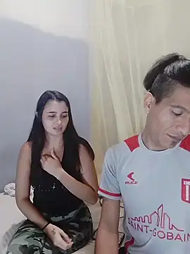 Rodrigohernan19 online show from 06-05-26, 03:24