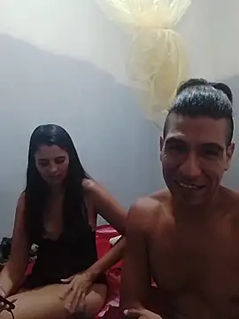 Rodrigohernan19 online show from 06-14-26, 03:52