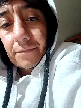 Snapshot of Hxzelmxnix chatting on 03-06-26, 05:15 Hxzelmxnix online show from 03-06-26, 05:15