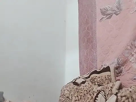 Snapshot of Sophie_sexy7 chatting on 01-14-26, 01:22 Sophie sexy7 online show from 01-14-26, 01:22