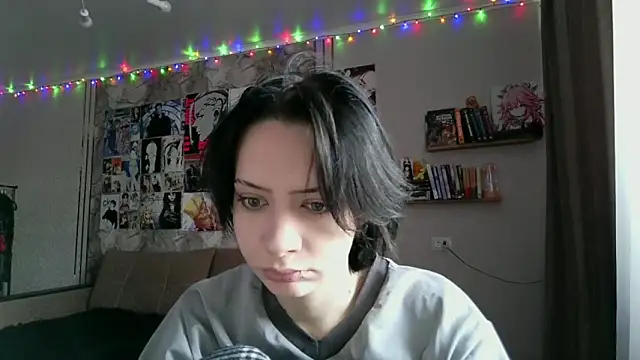 LxayBloom online show from 01-18-26, 06:06