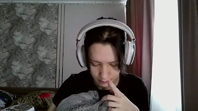 LxayBloom online show from 02-21-26, 09:10