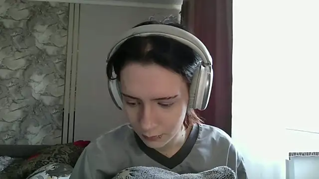 LxayBloom online show from 02-27-26, 06:24