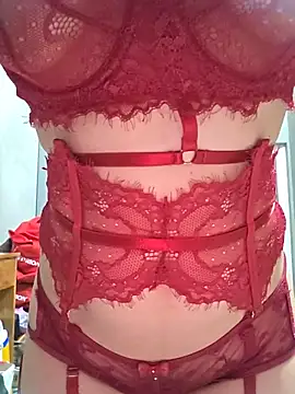 Snapshot of moon_baby99 chatting on 06-06-26, 01:43 moon baby99 online show from 06-06-26, 01:43