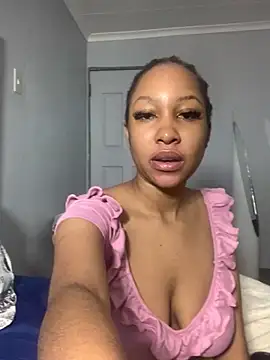 Snapshot of Creamy_bitchxxx chatting on 05-26-26, 08:16 Creamy bitchxxx online show from 05-26-26, 08:16