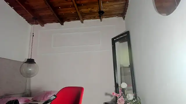 Snapshot of ZoeFox5 chatting on 02-03-26, 11:48 ZoeFox5 online show from 02-03-26, 11:48