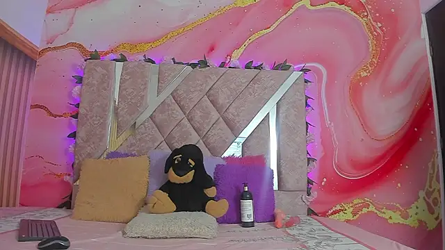 emily velvet   online show from 02-13-26, 06:15