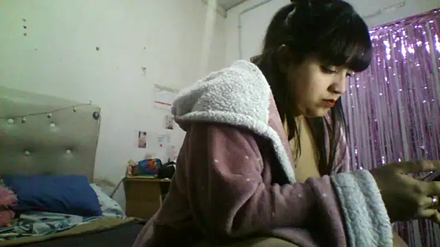 Snapshot of dulce_marrr chatting on 06-19-26, 09:51 dulce marrr online show from 06-19-26, 09:51