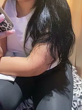 Lina Velvet  online show from 04-19-26, 03:55