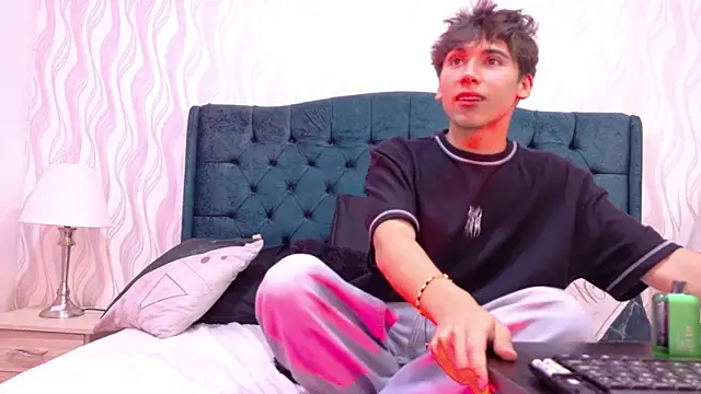 Liam Noxx online show from 02-20-26, 08:42