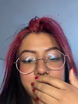 queen of you heart online show from 02-26-26, 02:43