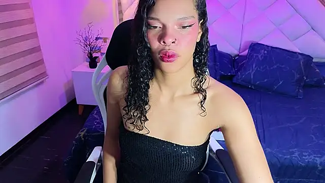 mia gatesvg online show from 01-11-26, 03:55