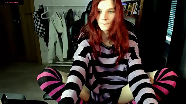 iceseeker2 online show from 03-23-26, 03:05