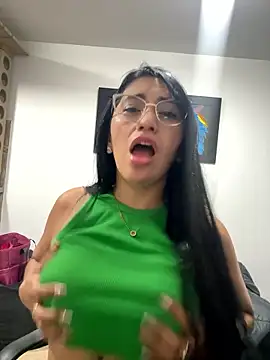 nataliia queen  online show from 01-12-26, 11:21