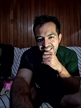 Snapshot of DarkAngel0503 chatting on 01-18-26, 06:50 DarkAngel0503 online show from 01-18-26, 06:50