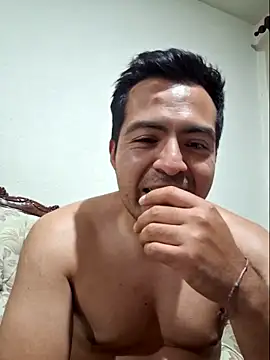 Snapshot of DarkAngel0503 chatting on 04-13-26, 05:24 DarkAngel0503 online show from 04-13-26, 05:24