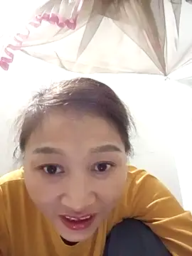 Snapshot of yumyum112 chatting on 01-11-26, 12:48 yumyum112 online show from 01-11-26, 12:48