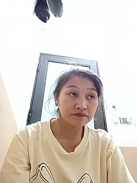 Snapshot of yumyum112 chatting on 01-12-26, 11:59 yumyum112 online show from 01-12-26, 11:59