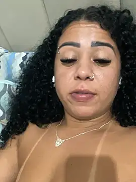 Snapshot of Cachinhossfd chatting on 02-08-26, 04:05 Cachinhossfd online show from 02-08-26, 04:05