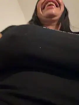 sweetxlayla online show from 04-10-26, 07:29