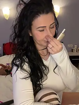 IRISWHITE17 online show from 04-18-26, 01:31