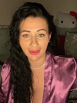 Snapshot of IRISWHITE17 chatting on 07-23-26, 01:58 IRISWHITE17 online show from 07-23-26, 01:58