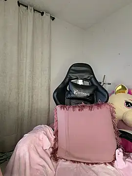 Stormi th online show from 04-06-26, 04:46